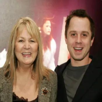 Ribisi-and-his-mother-Gay-Ribisi-Photo