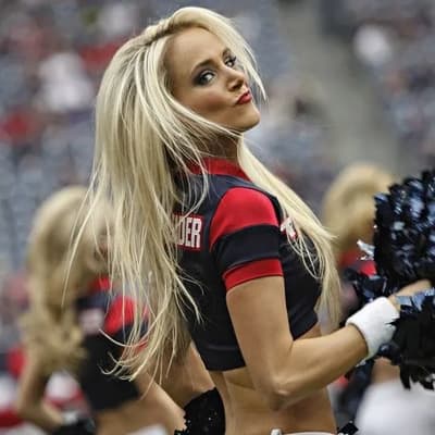 Mariah Bird Image