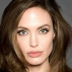 Angelina Jolie Photo
