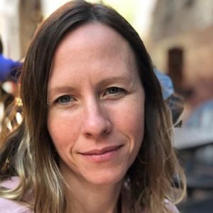 Dr. Emily Thomas Photo