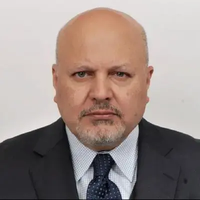 Karim Ahmad Khan Photo